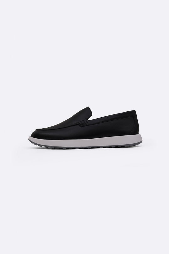 BLACK AIR LEATHER LOAFERS