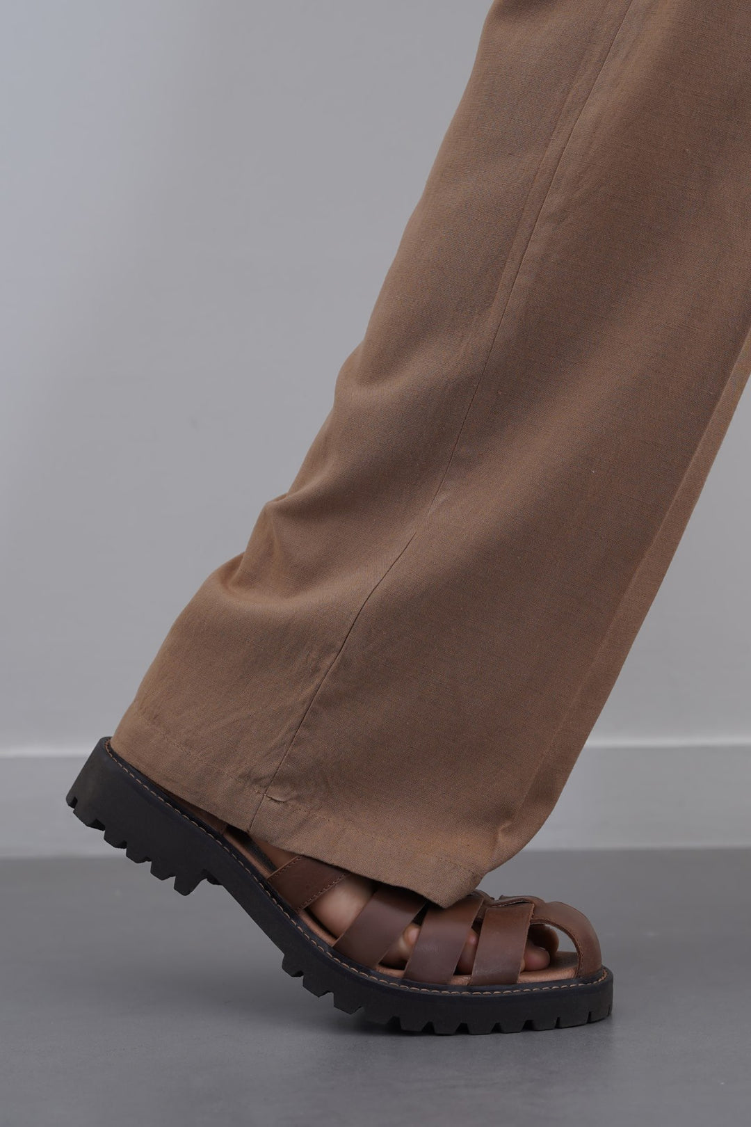 BROWN CLASSIC FISHERMAN LEATHER SANDALS