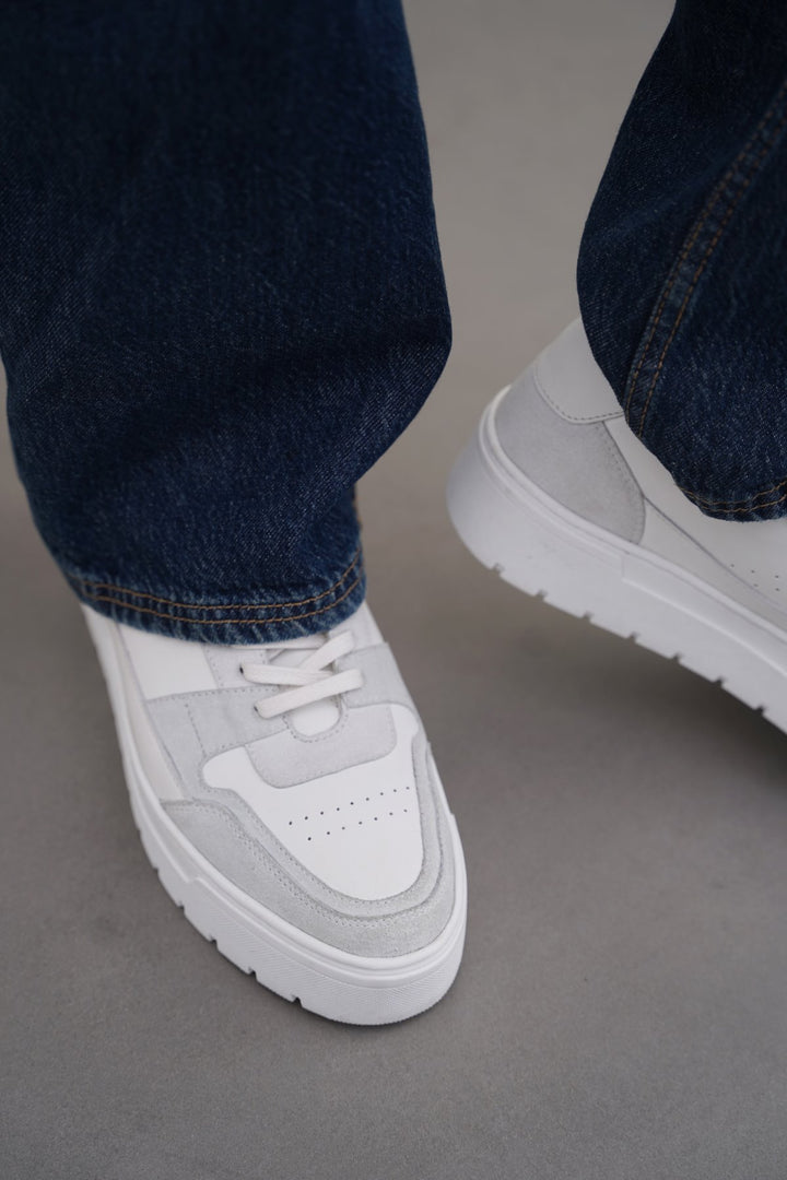 WHITE LEATHER CHUNKY SNEAKERS