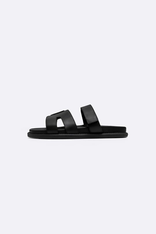 BLACK CLASSIC LEATHER SLIDE