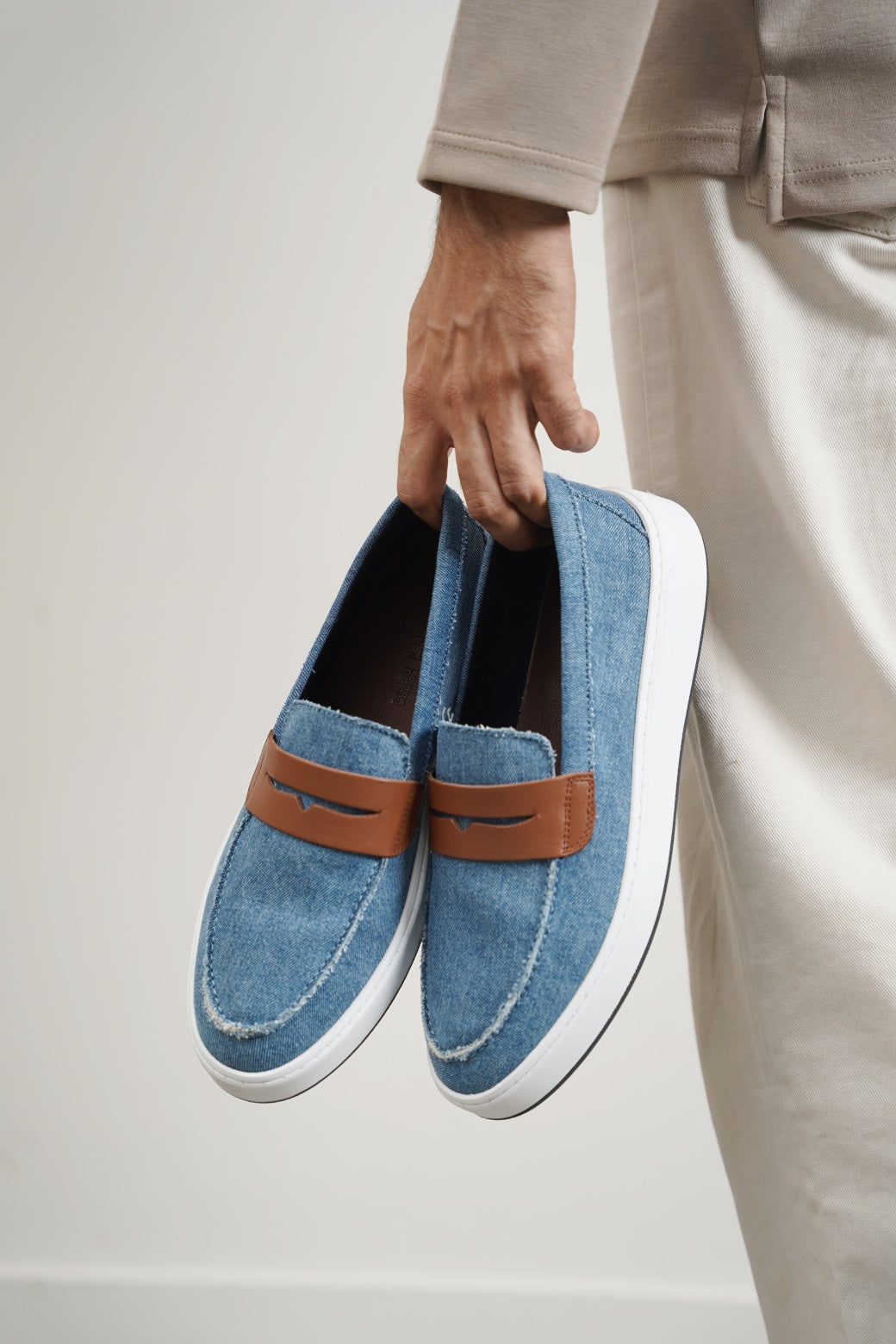 FRAYED DENIM LOAFERS Lama Retail