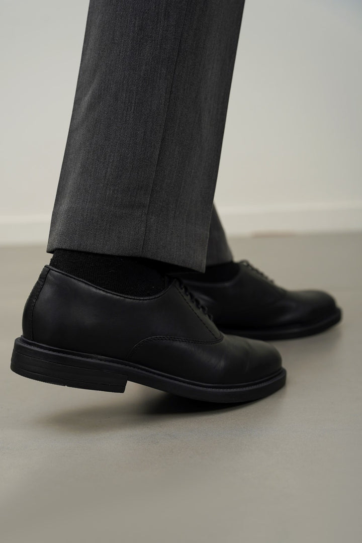 BLACK LEATHER OXFORD SHOES