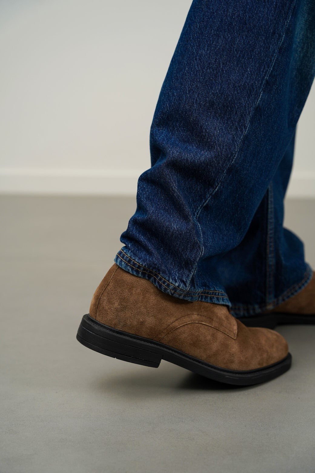 BROWN LEATHER DERBY SHOES