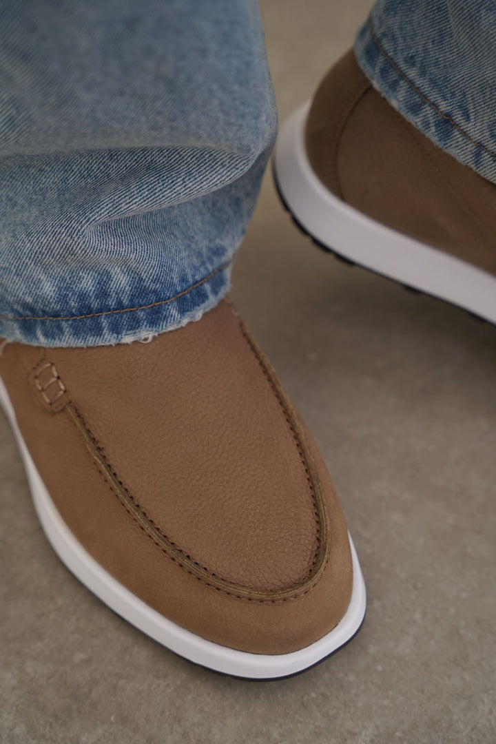 TAUPE AIR LEATHER LOAFERS