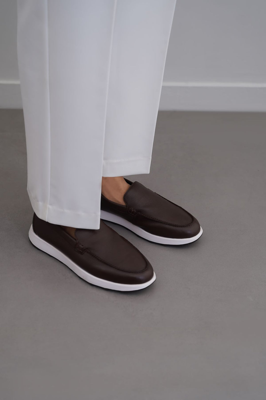 COFFEE AIR LEATHER LOAFERS
