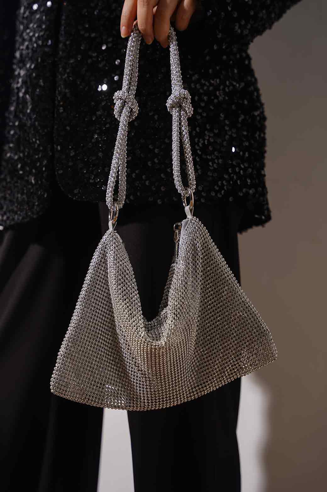 SILVER SUNDOWNER SHOULDER BAG