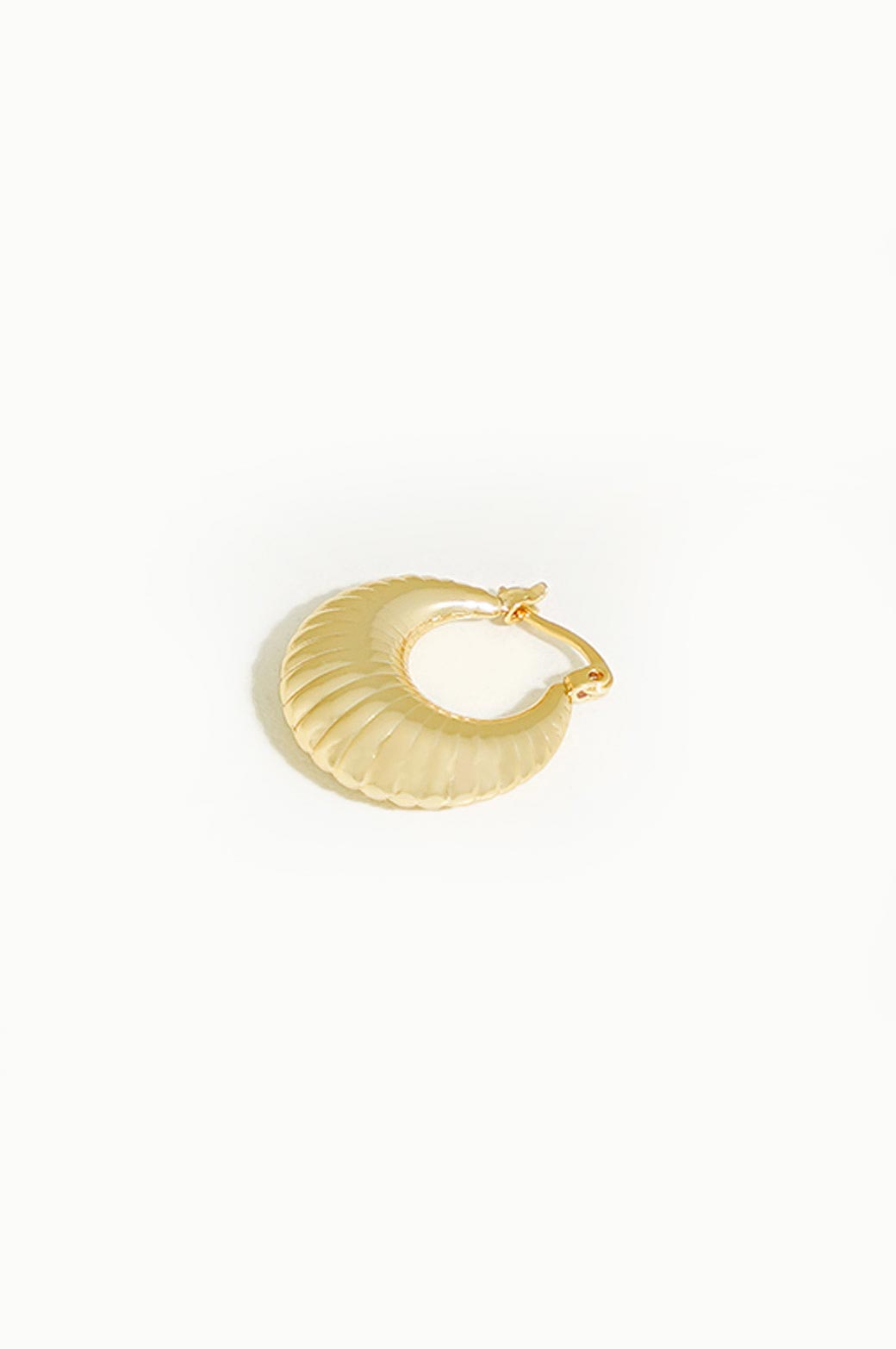 GOLD GOLD EARRING