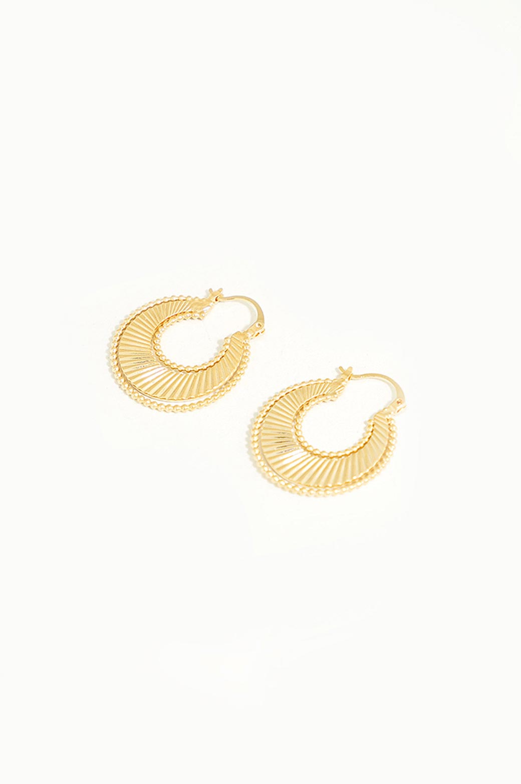 GOLD METALLIC HOOP