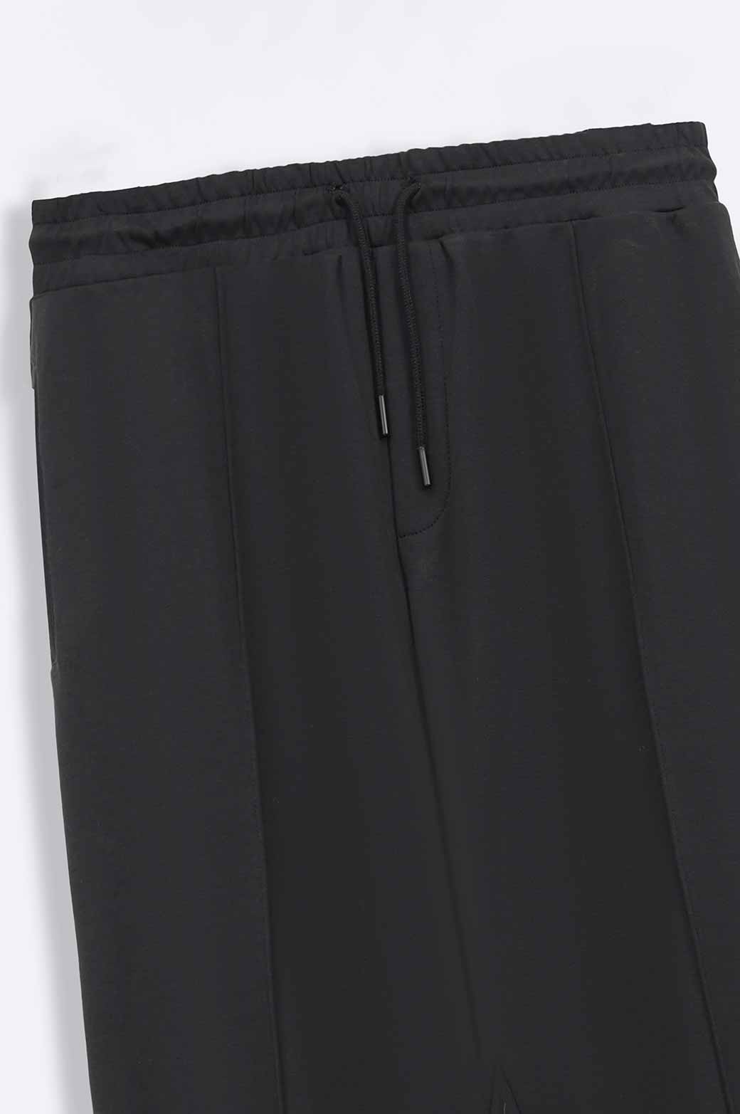 BLACK PLEATED JOGGER PANT