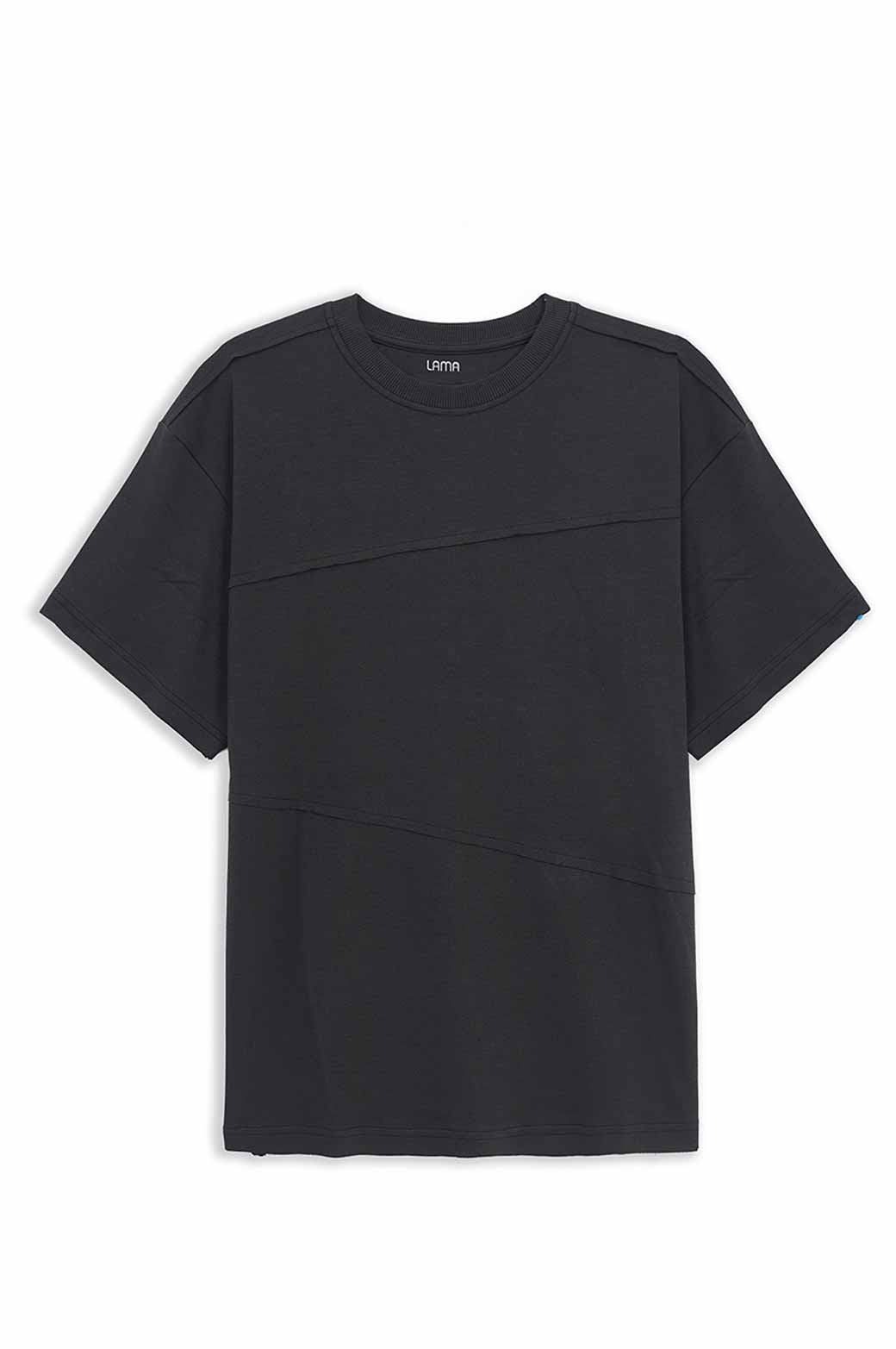 BLACK OVERSIZED T-SHIRT