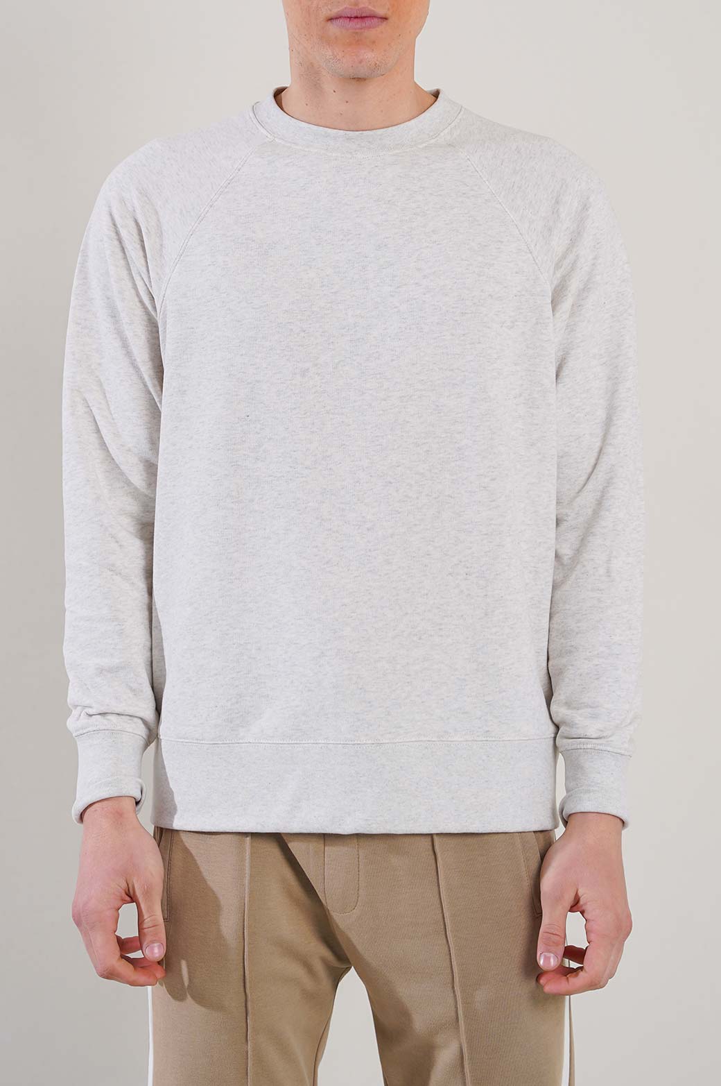 HEATHER GREY EVERYDAY RAGLAN SWEATSHIRT