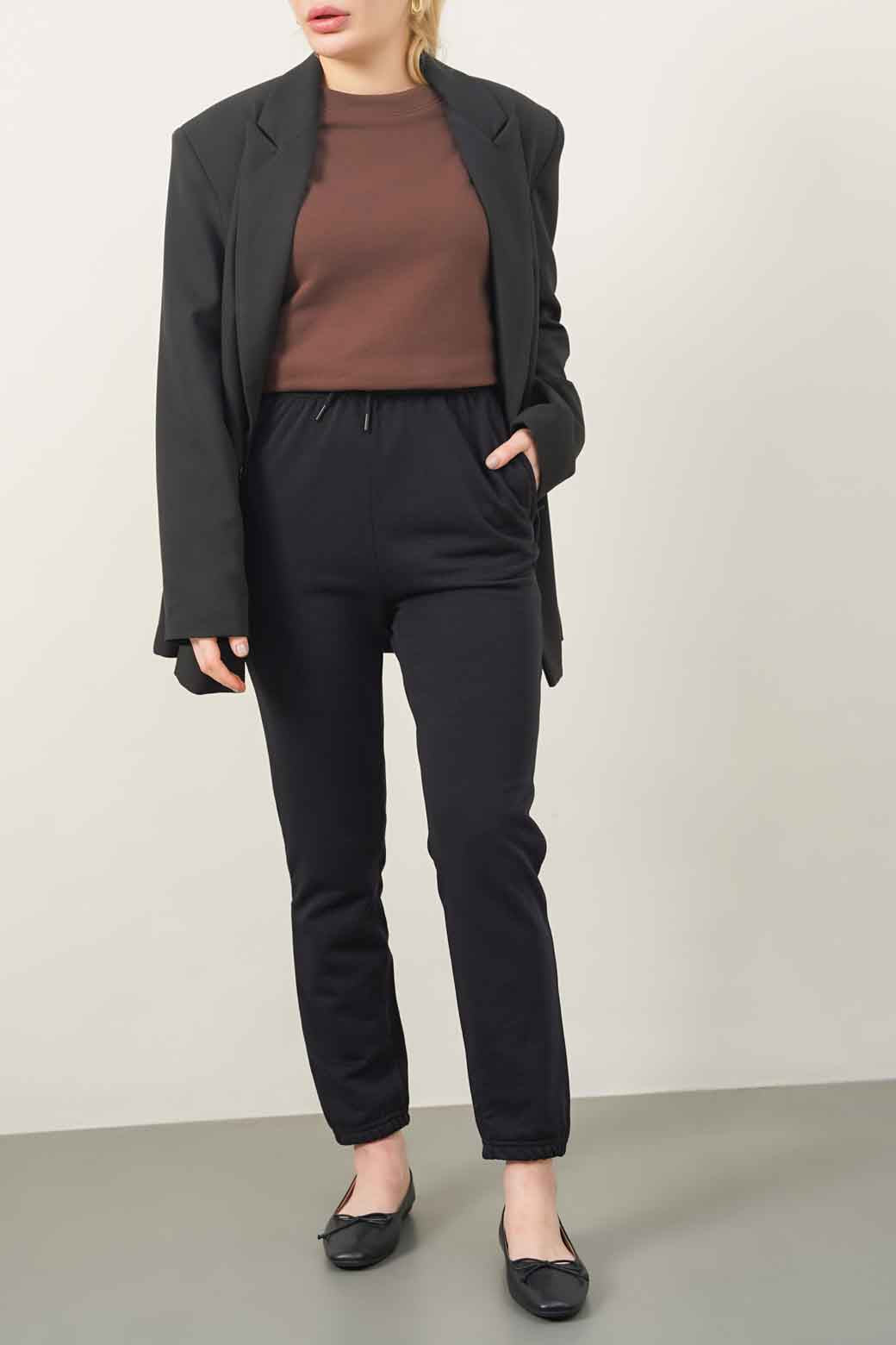BLACK EVERYDAY JOGGER