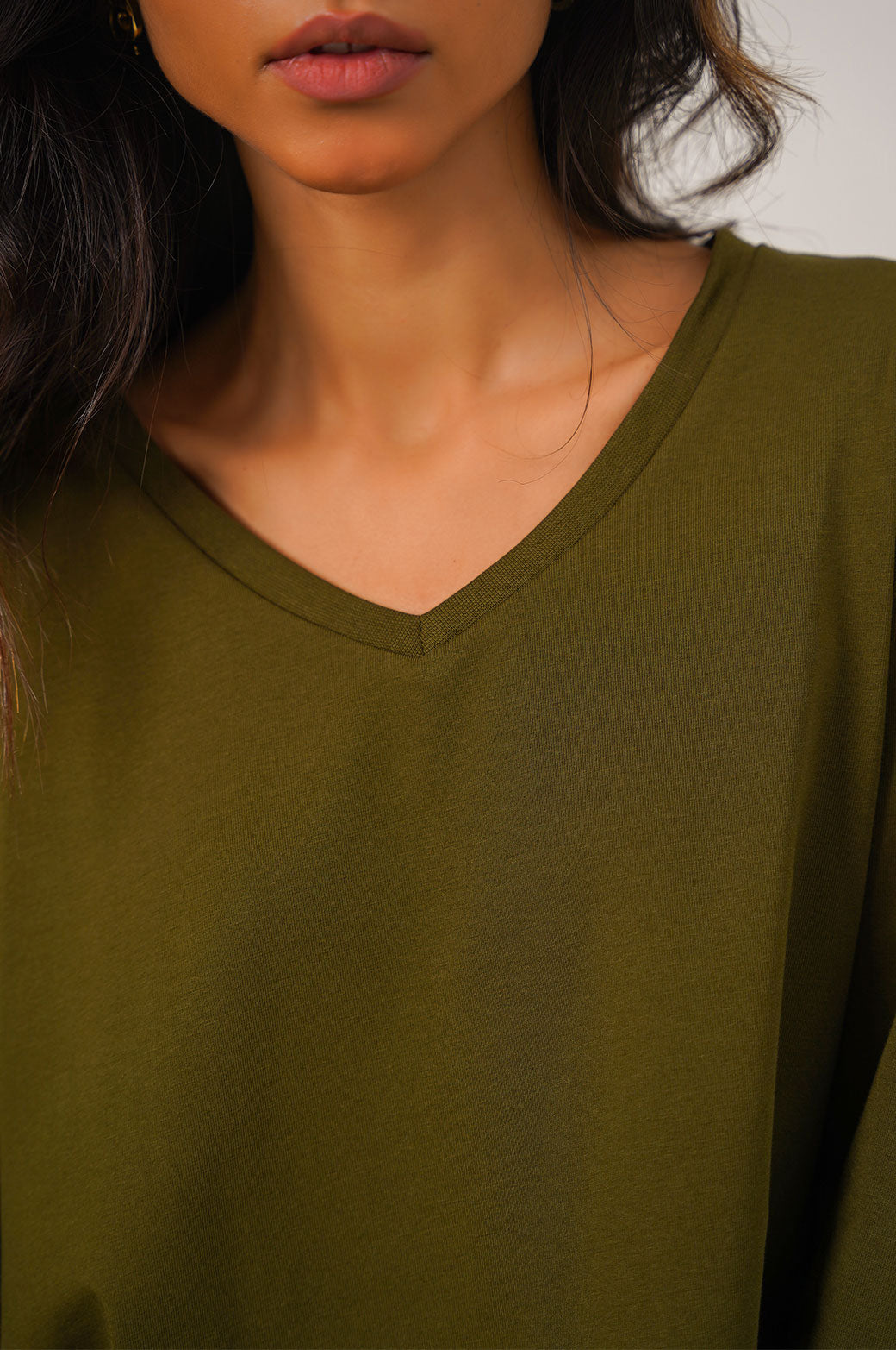 OLIVE CASUAL V-NECK T-SHIRT