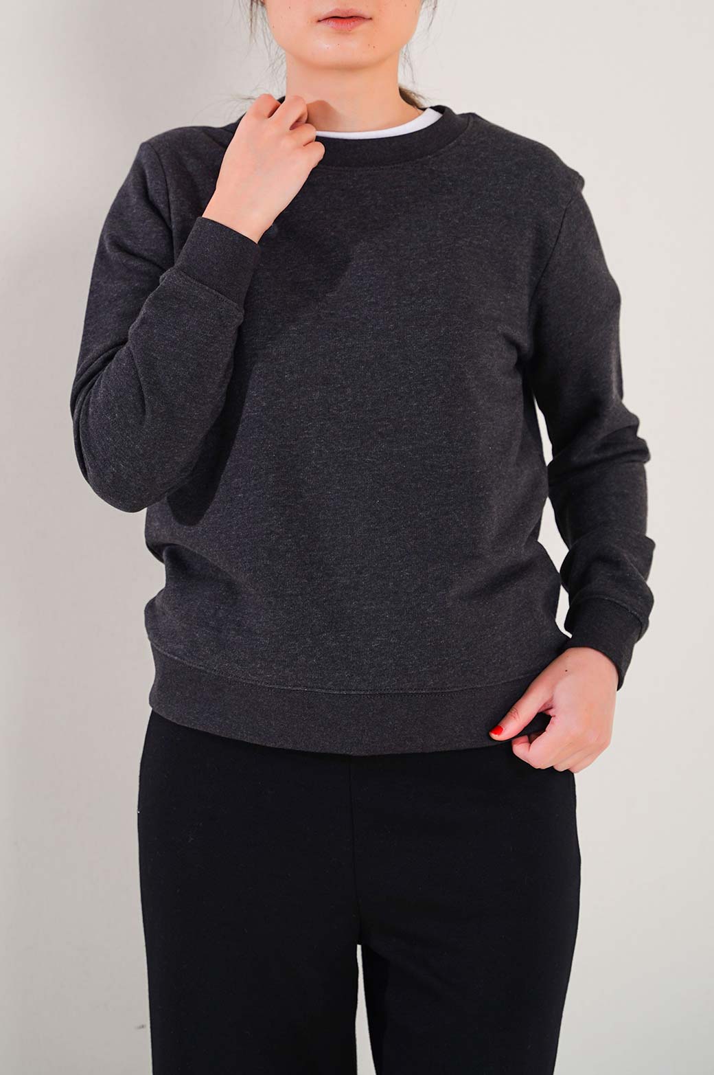 CHARCOAL BASIC SWEATSHIRT