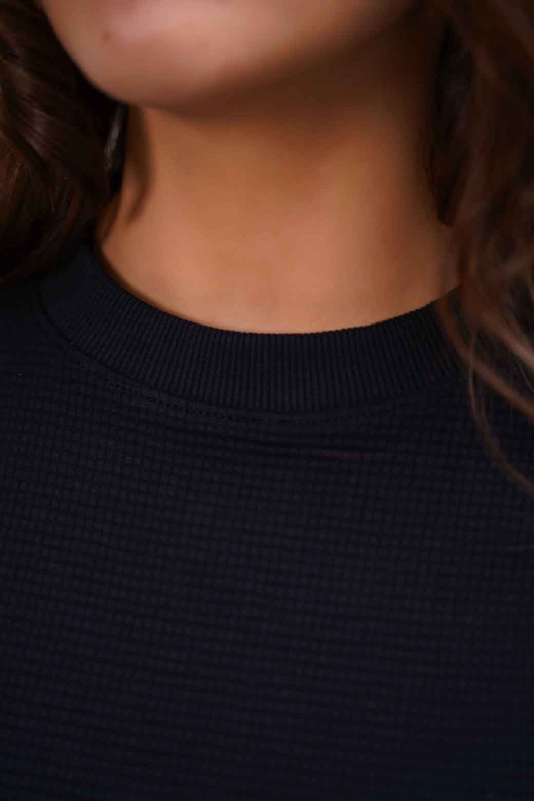 BLACK EVERYDAY RAGLAN SWEATSHIRT