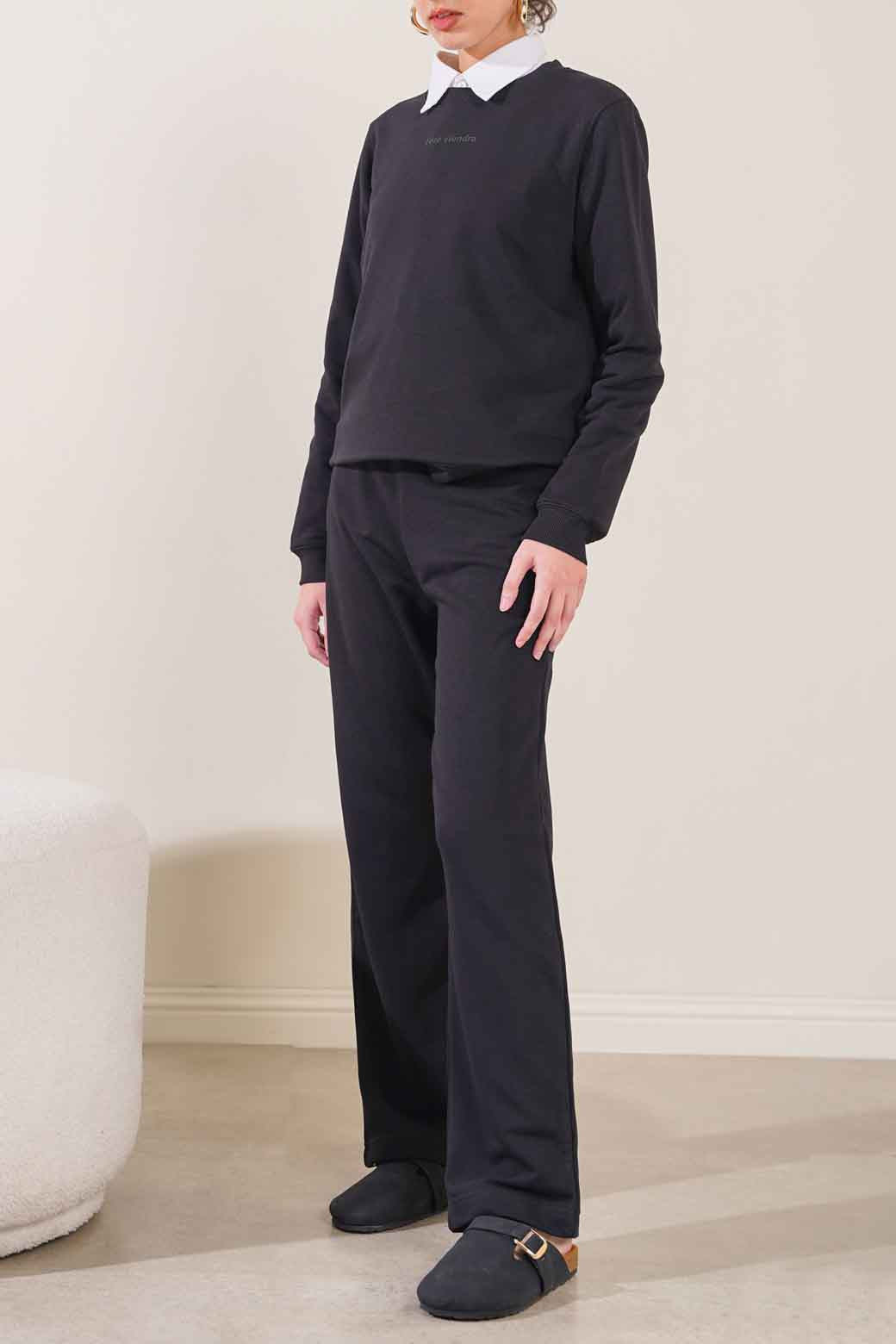 BLACK CASUAL SWEATSHIRT