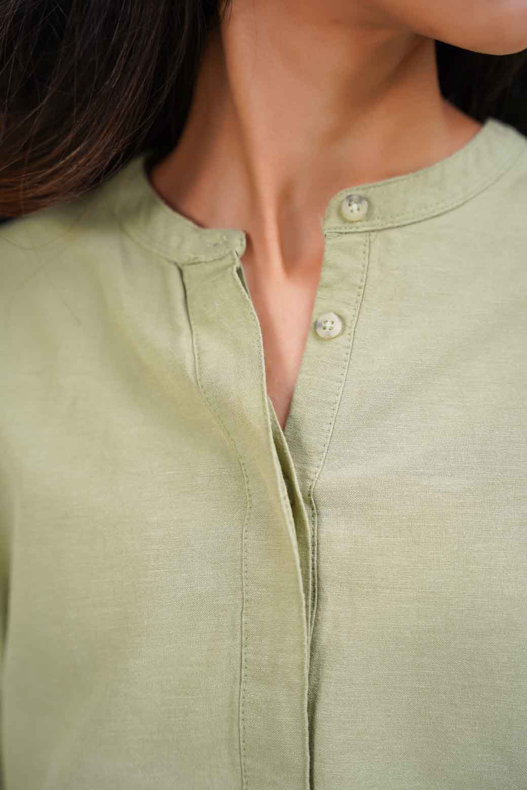 GREEN BAND COLLAR SHIRT