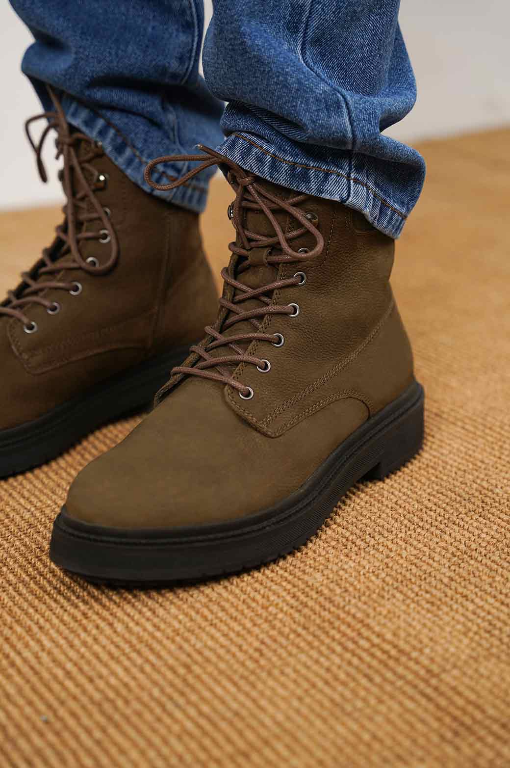 OLIVE LACE-UP LABYRINTH CHUNKY BOOT