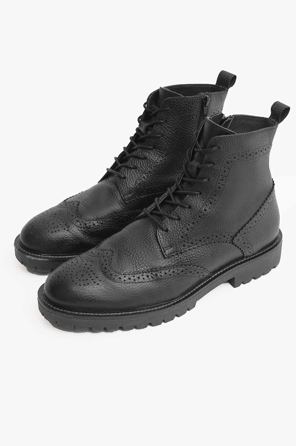 BLACK HIGH-TOP LEATHER BROGUES