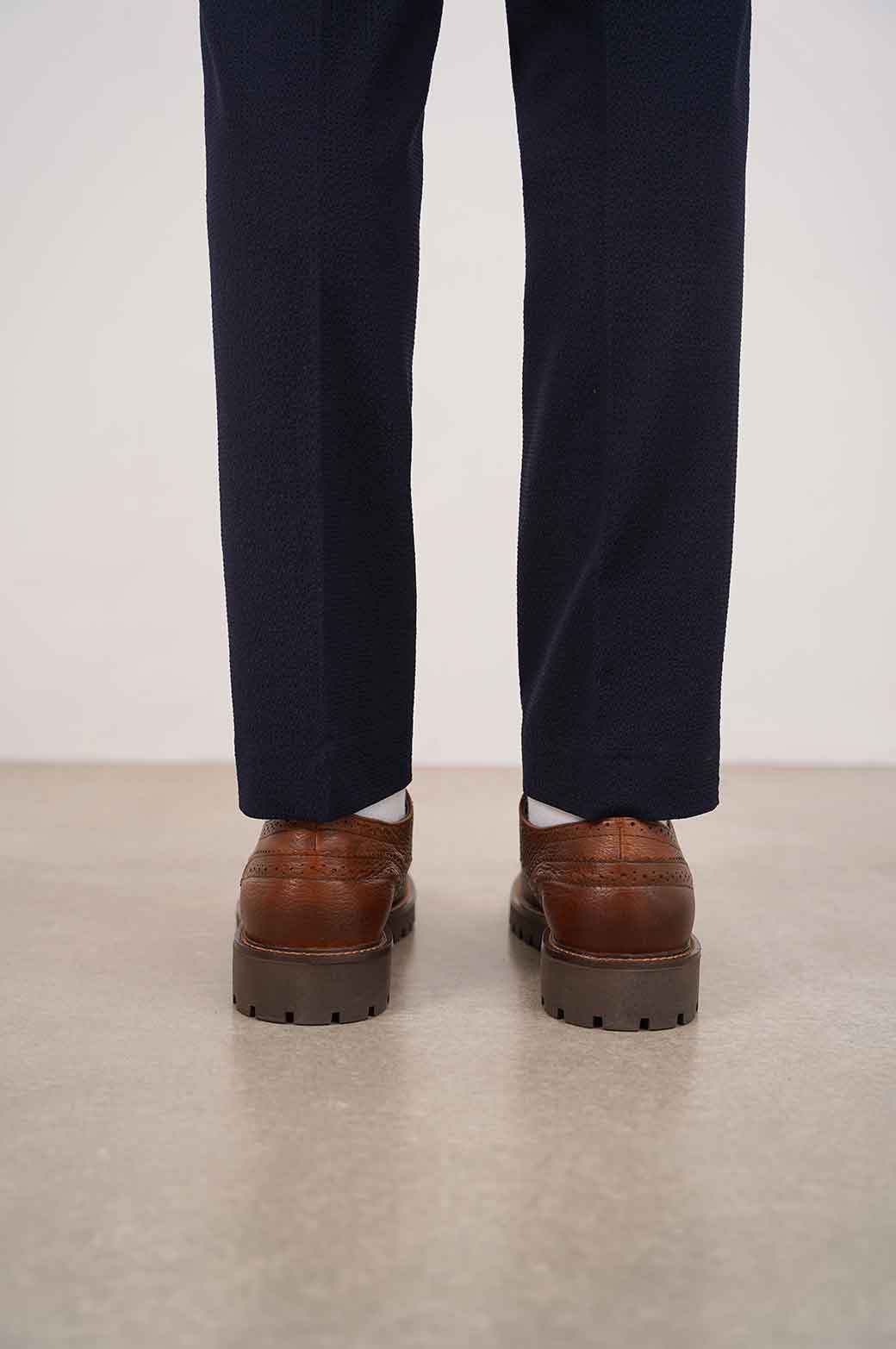 BROWN LOW-TOP LEATHER BROGUES