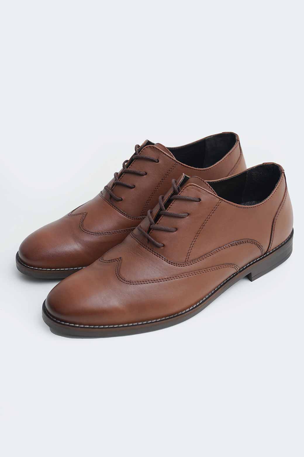 BROWN WING TIP LEATHER SHOES