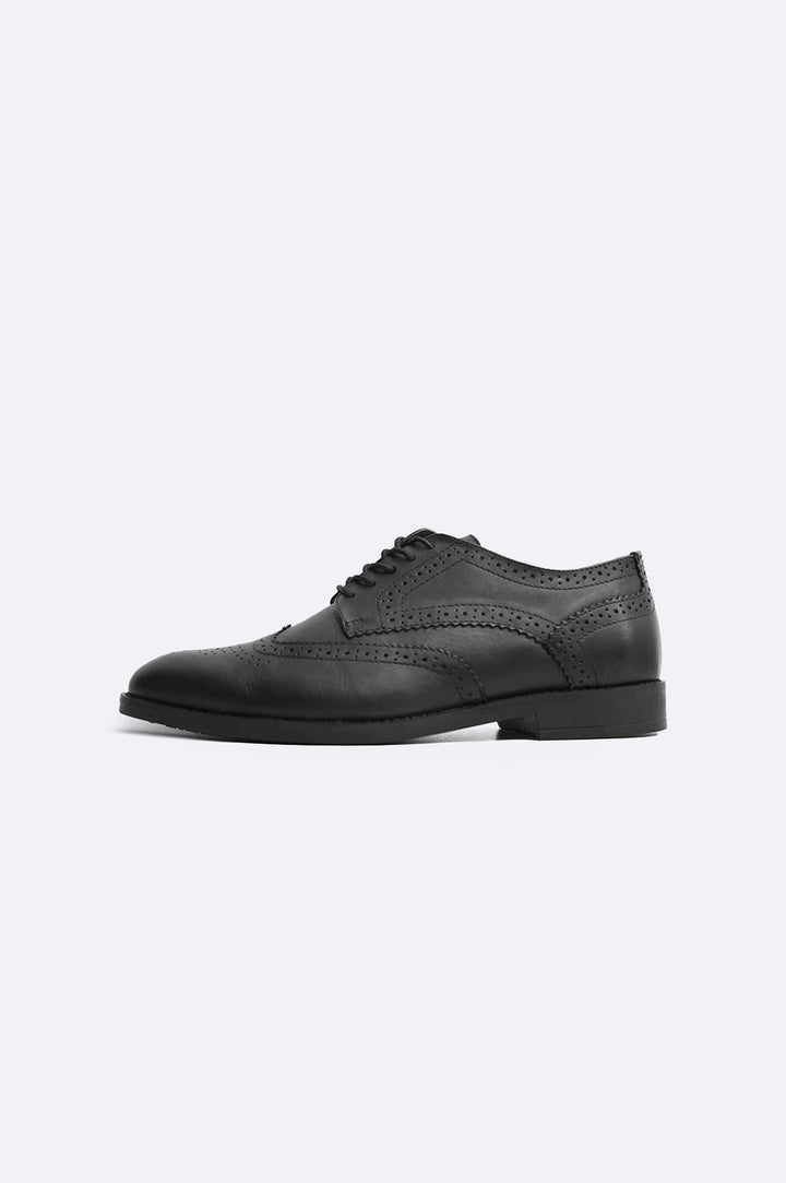 BLACK CLASSIC LEATHER BROGUES