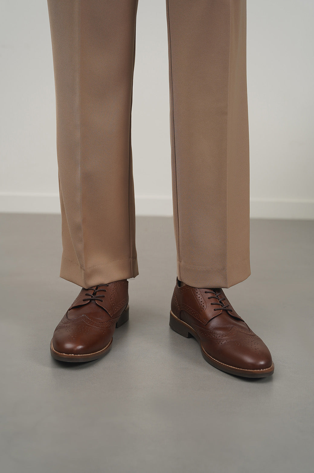 BROWN CLASSIC LEATHER BROGUES