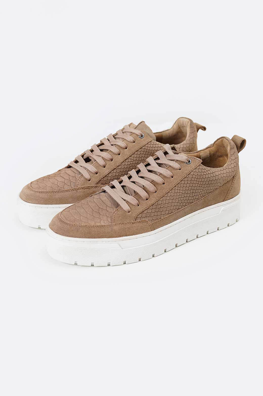 TAUPE TEXTURED LEATHER SNEAKERS