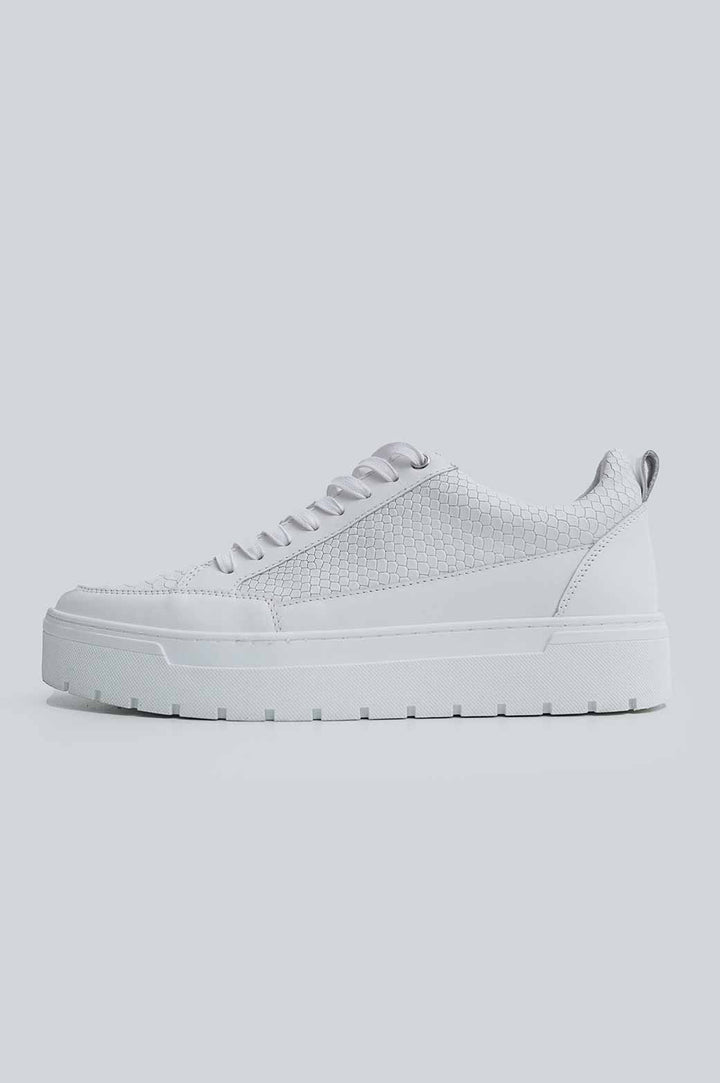 WHITE TEXTURED LEATHER SNEAKERS