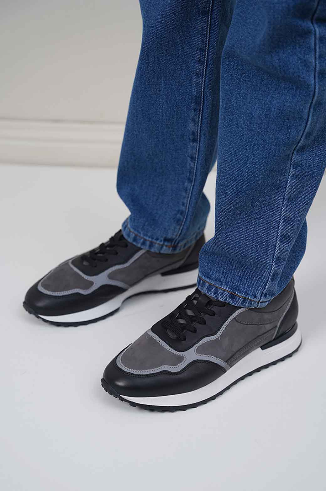 BLACK LEATHER JOGGERS