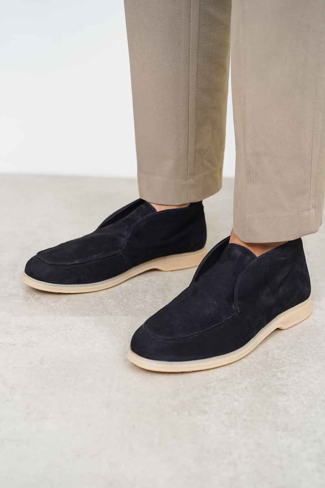 BLACK HIGH-TOP LEATHER LOAFERS