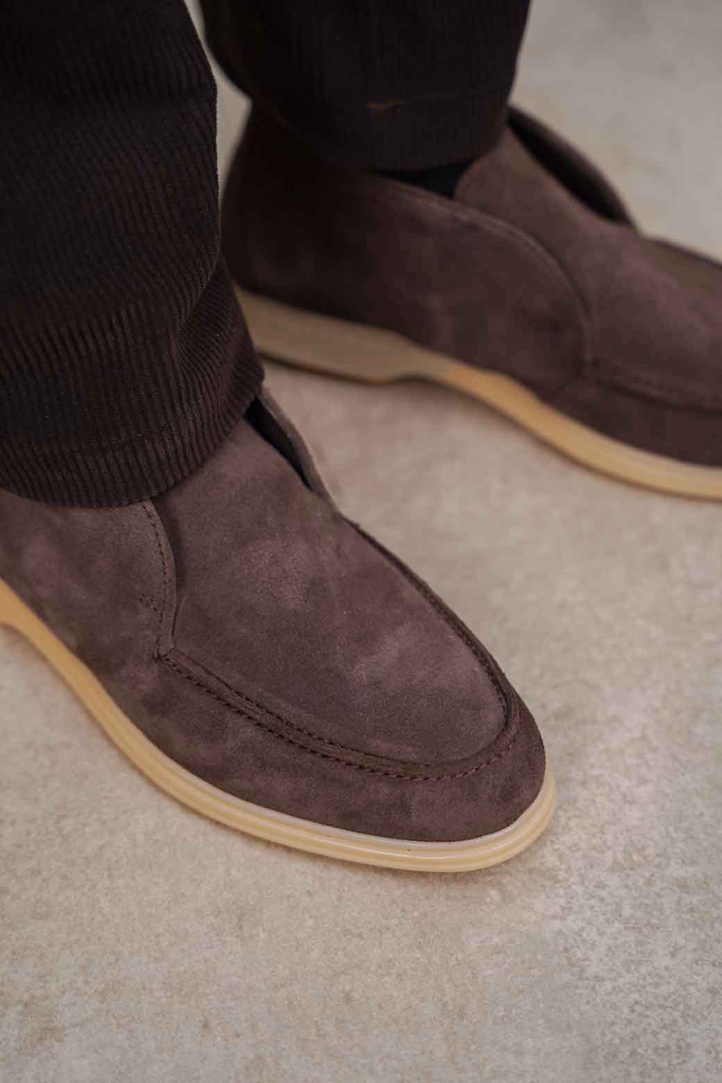 BROWN HIGH-TOP LEATHER LOAFERS