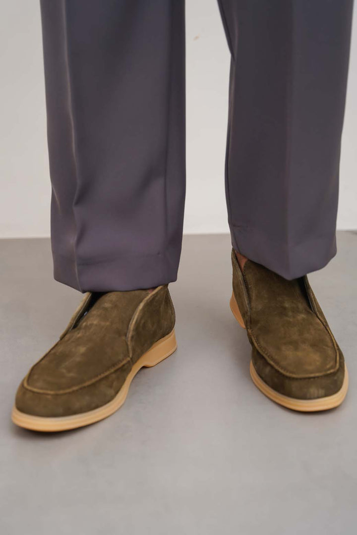 OLIVE HIGH-TOP LEATHER LOAFERS