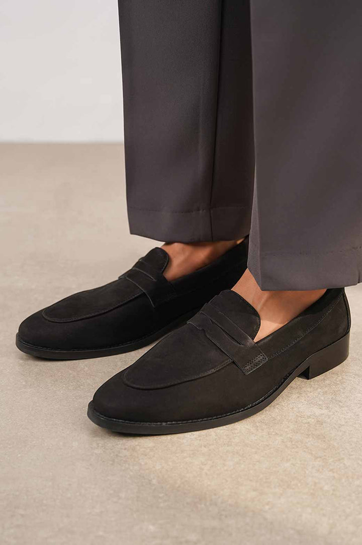 BLACK CASUAL LOAFERS