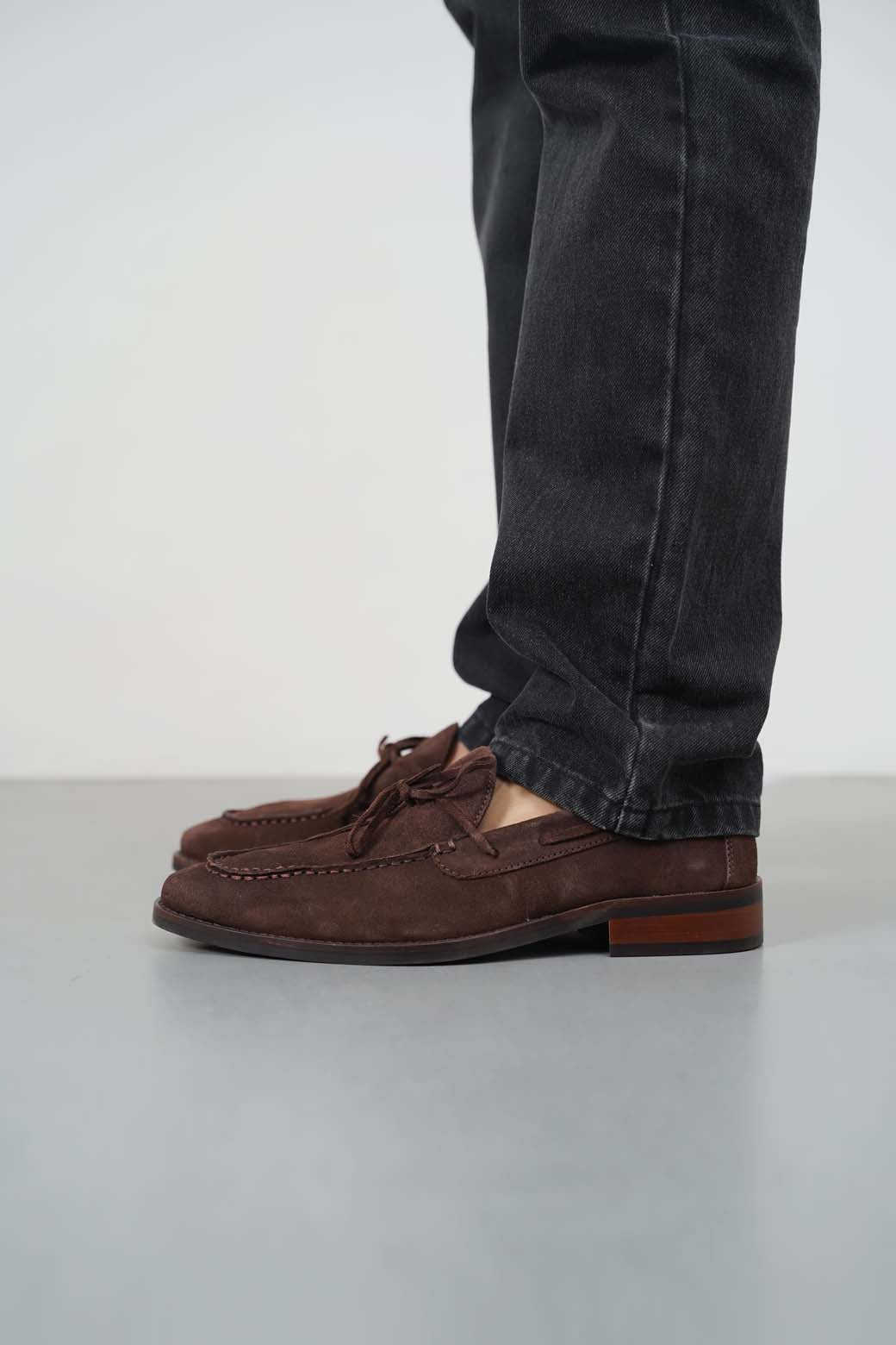 CHOCOLATE BOW LEATHER LOAFERS