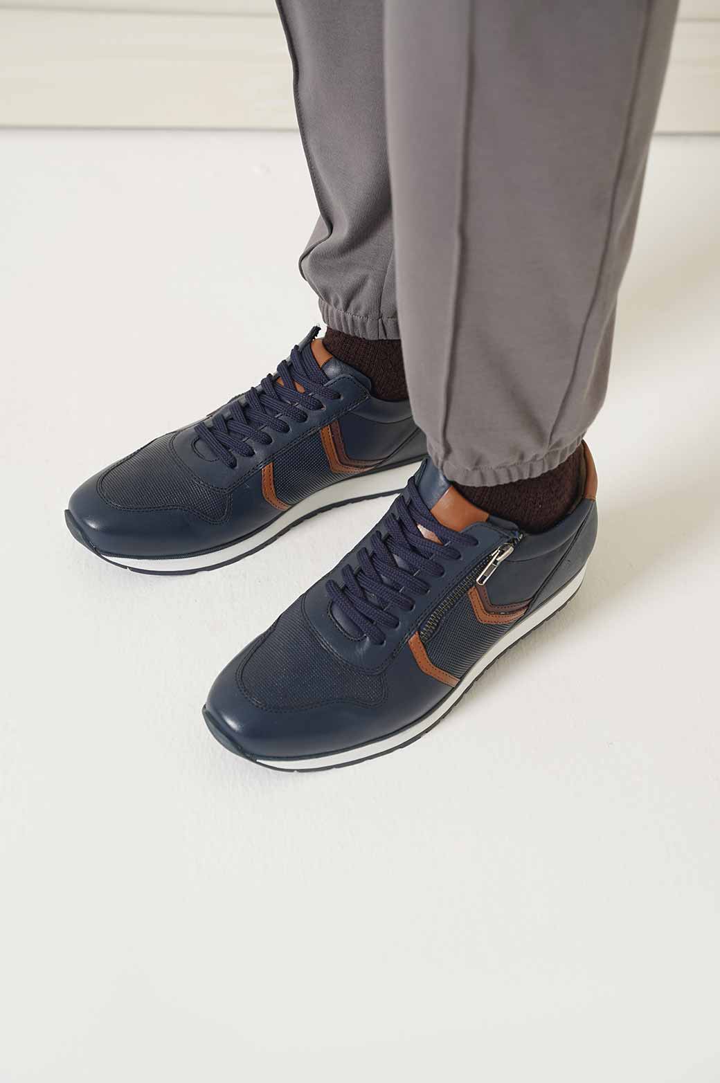 NAVY LEATHER SNEKAERS