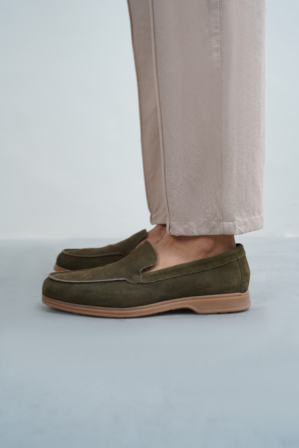 OLIVE CLASSIC LEATHER SLIP-ONS