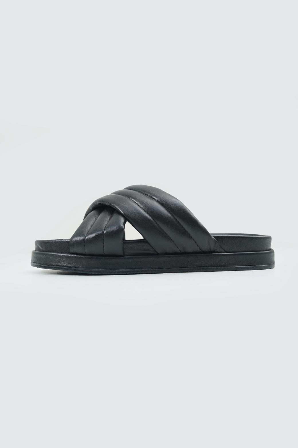 BLACK LEATHER COMFORT SLIDES