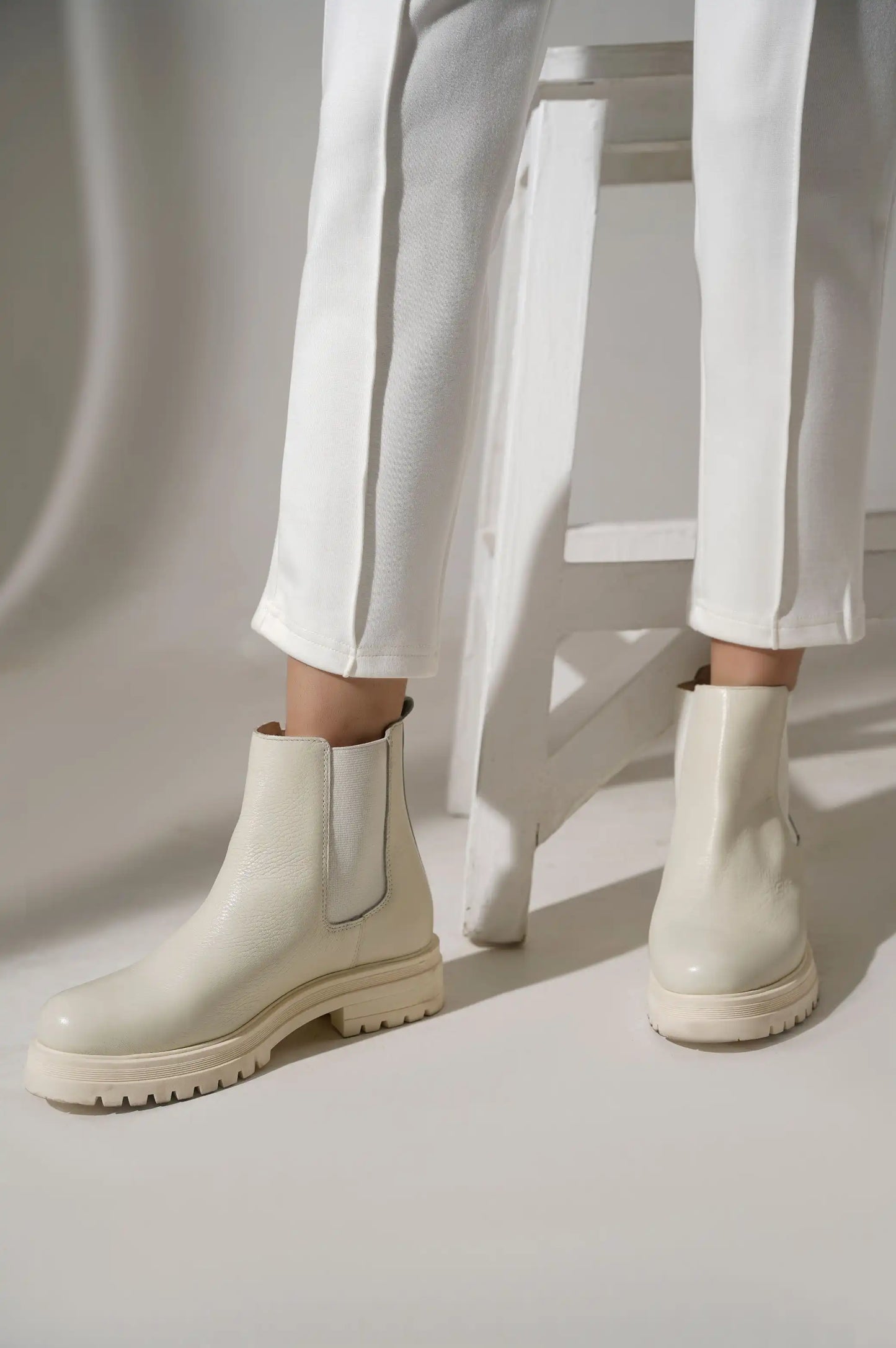 CHELSEA BOOT - CHELSEA BOOTS