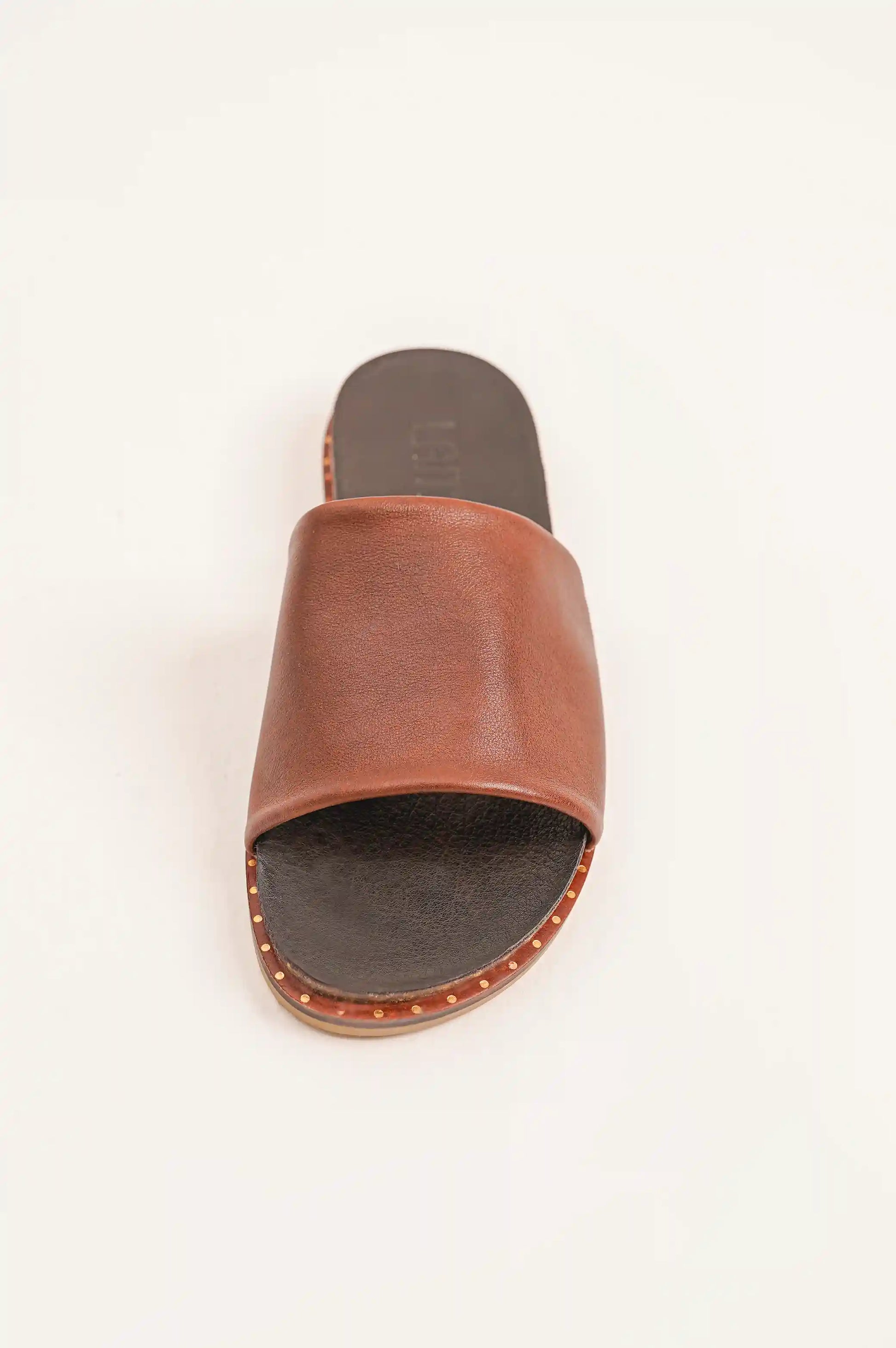 BROWN LEATHER SLIDE