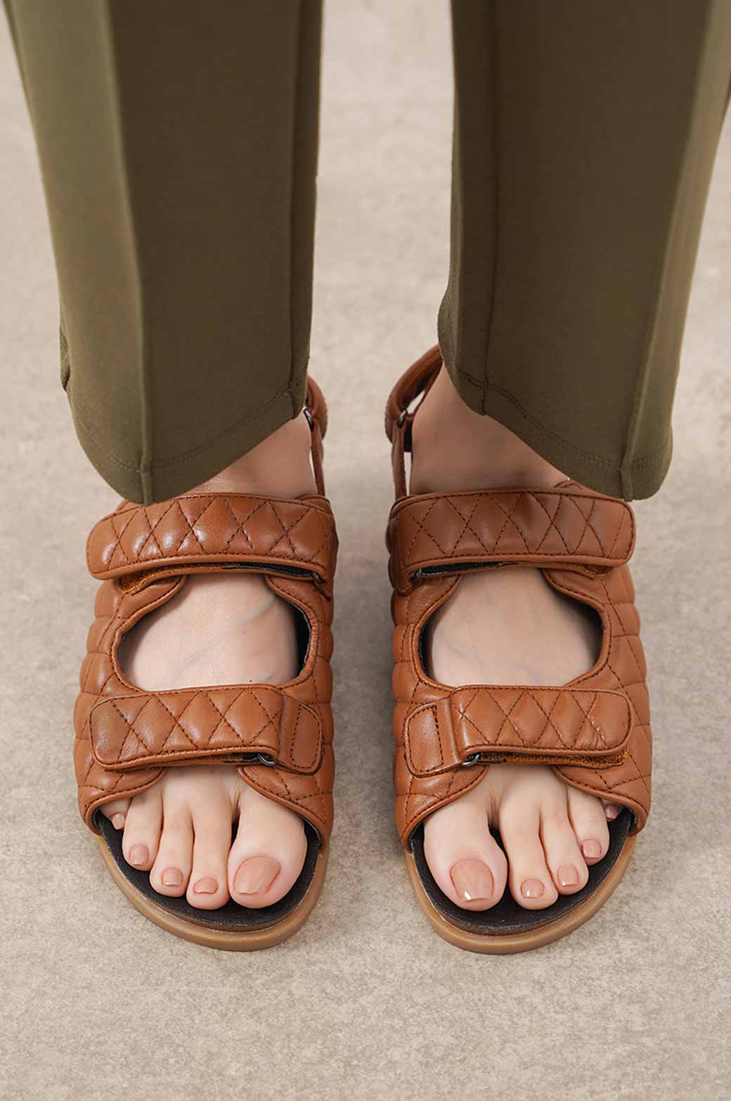 QUILTED SANDALS Lama Retail