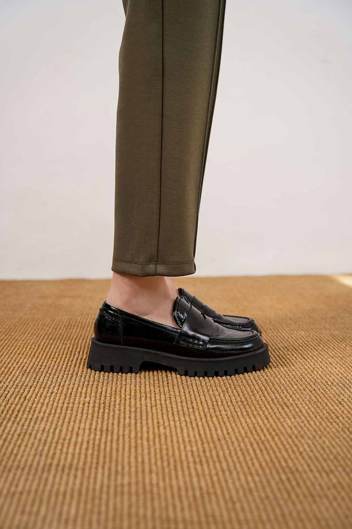 BLACK CHUNKY PATENT LOAFERS