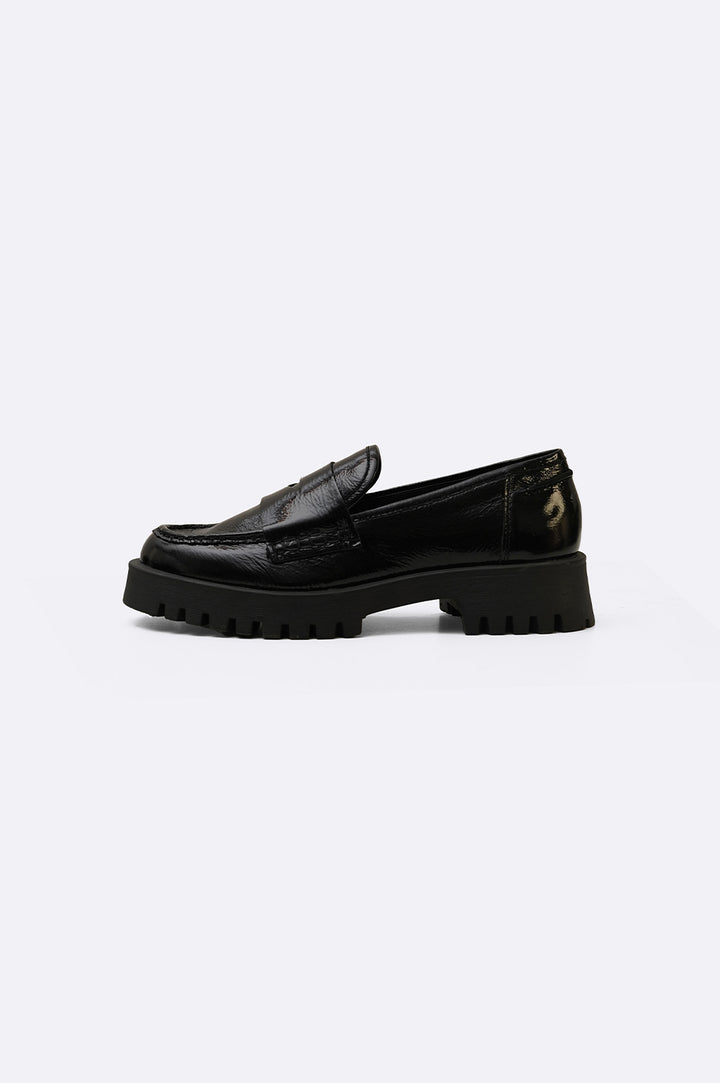 BLACK PATENT LEATHER LOAFERS