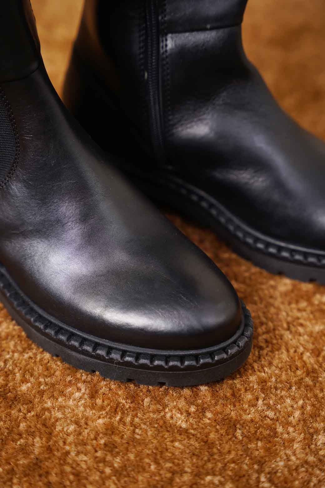 BLACK CALF LENGTH LEATHER CHELSEA BOOT