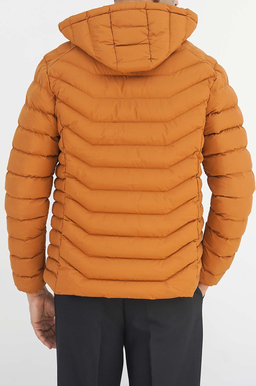 CAMEL CHEVRON PUFFER