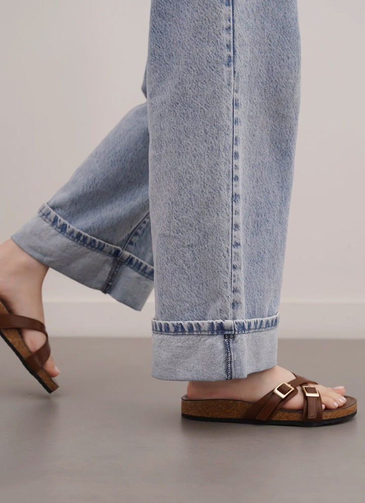 COMFORT SLIDES COLLECTION AT LAMA
