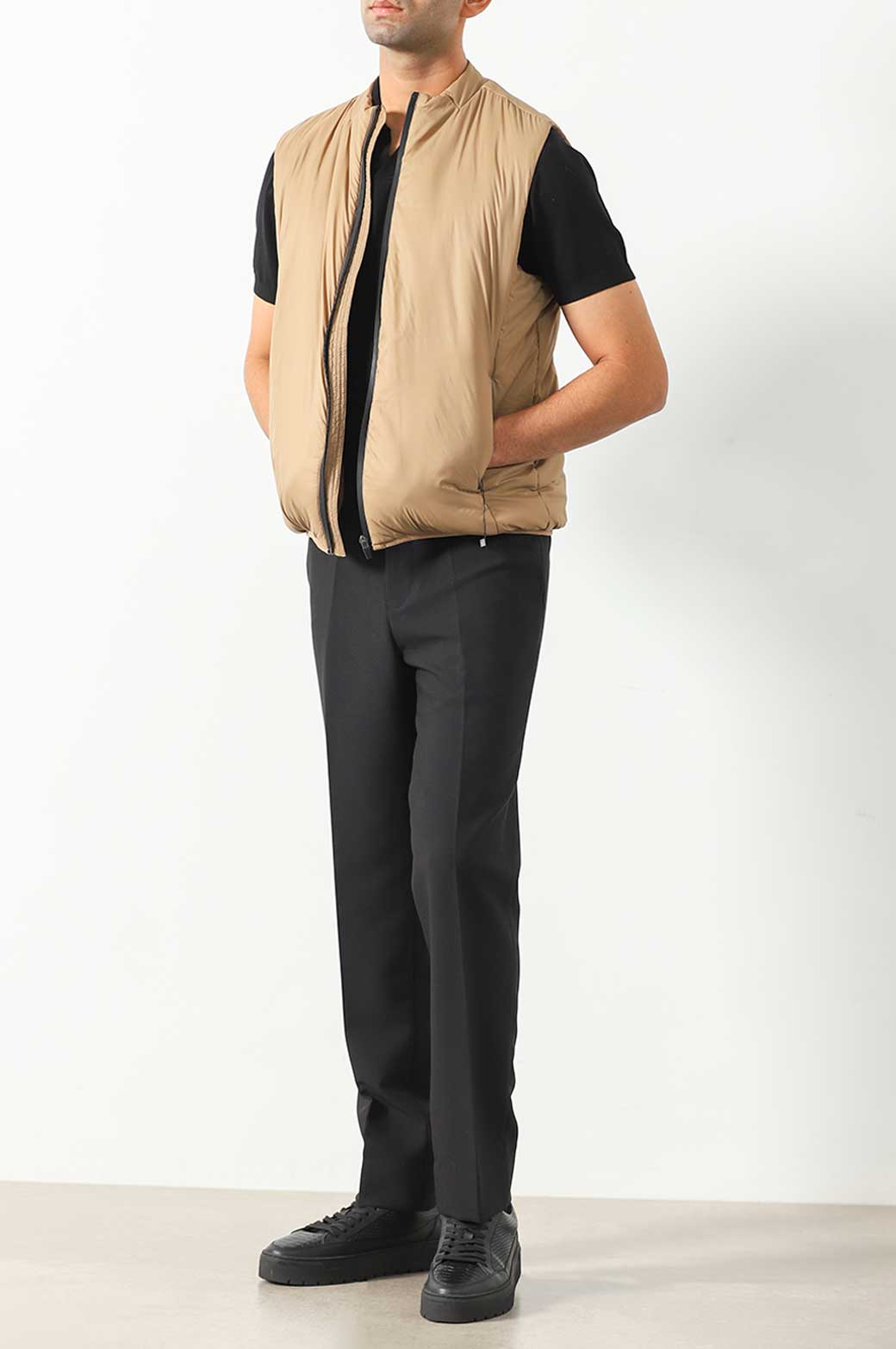 KHAKI LIGHTWEIGHT QUILTED GILET