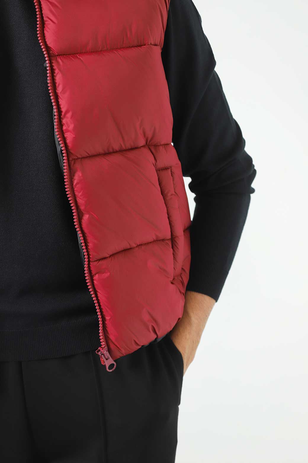 BURGUNDY PUFFER GILET
