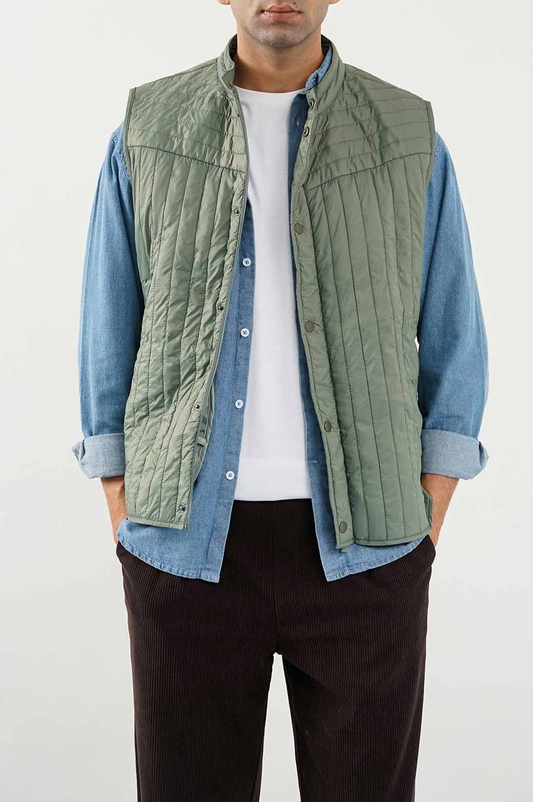 GREEN LIGHTWEIGHT QUILTED GILET