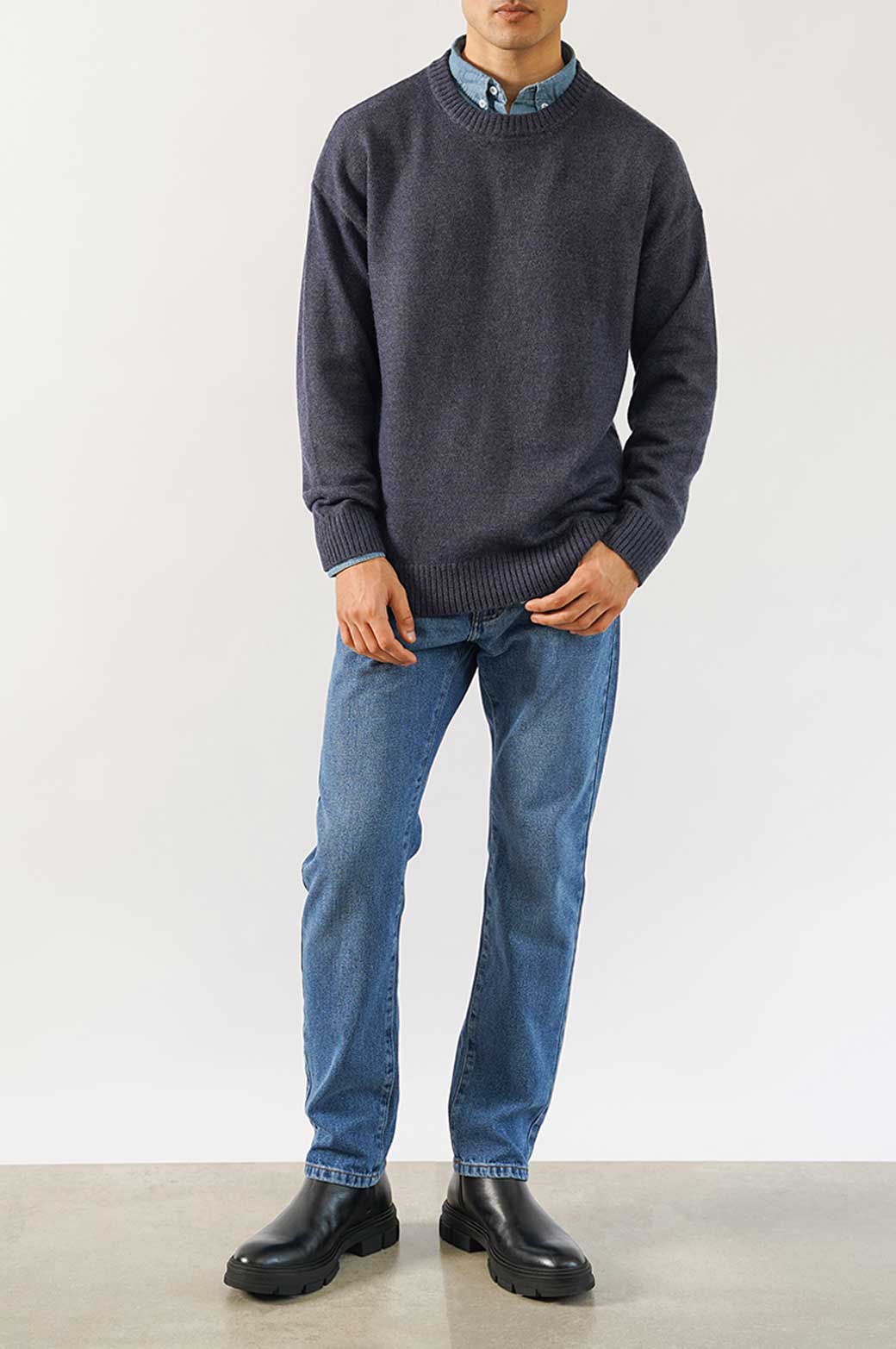 MELANGE NAVY RELAXED CREW NECK SWEATER